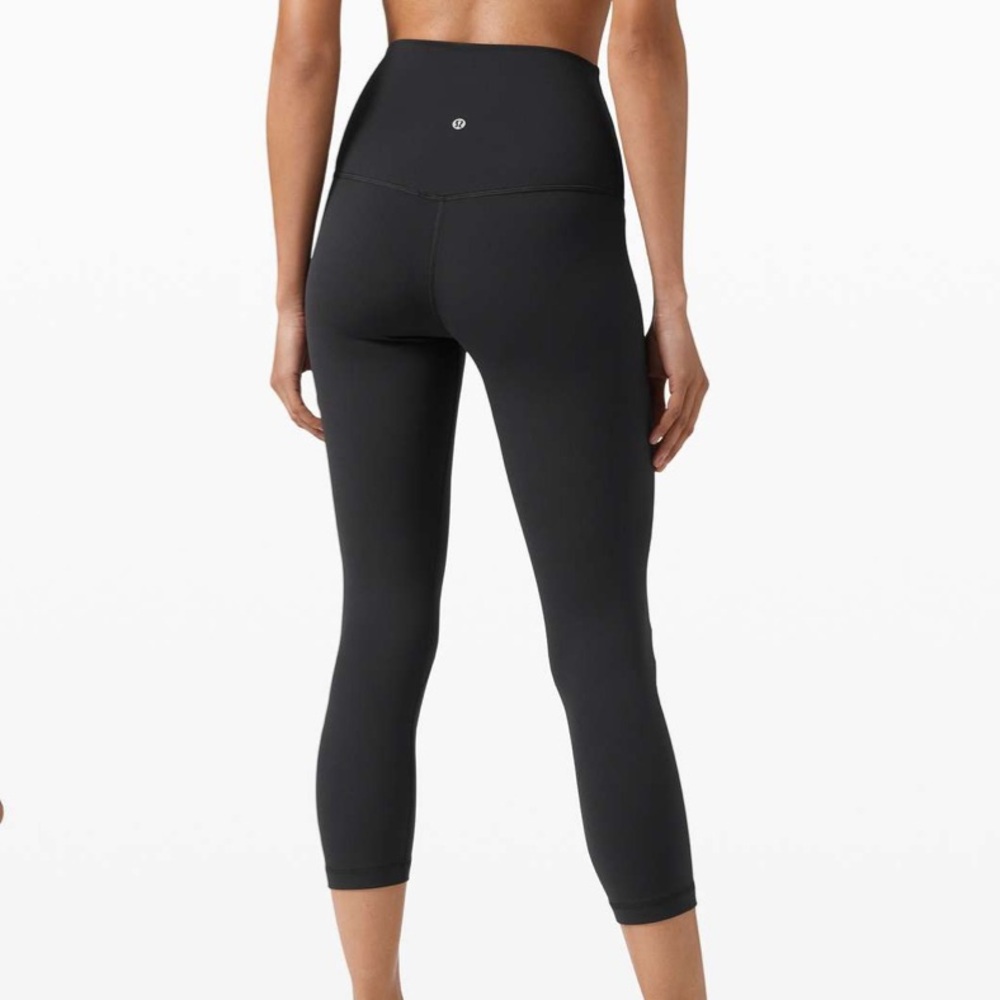 Lululemon Align Super High Rise Crop 21”